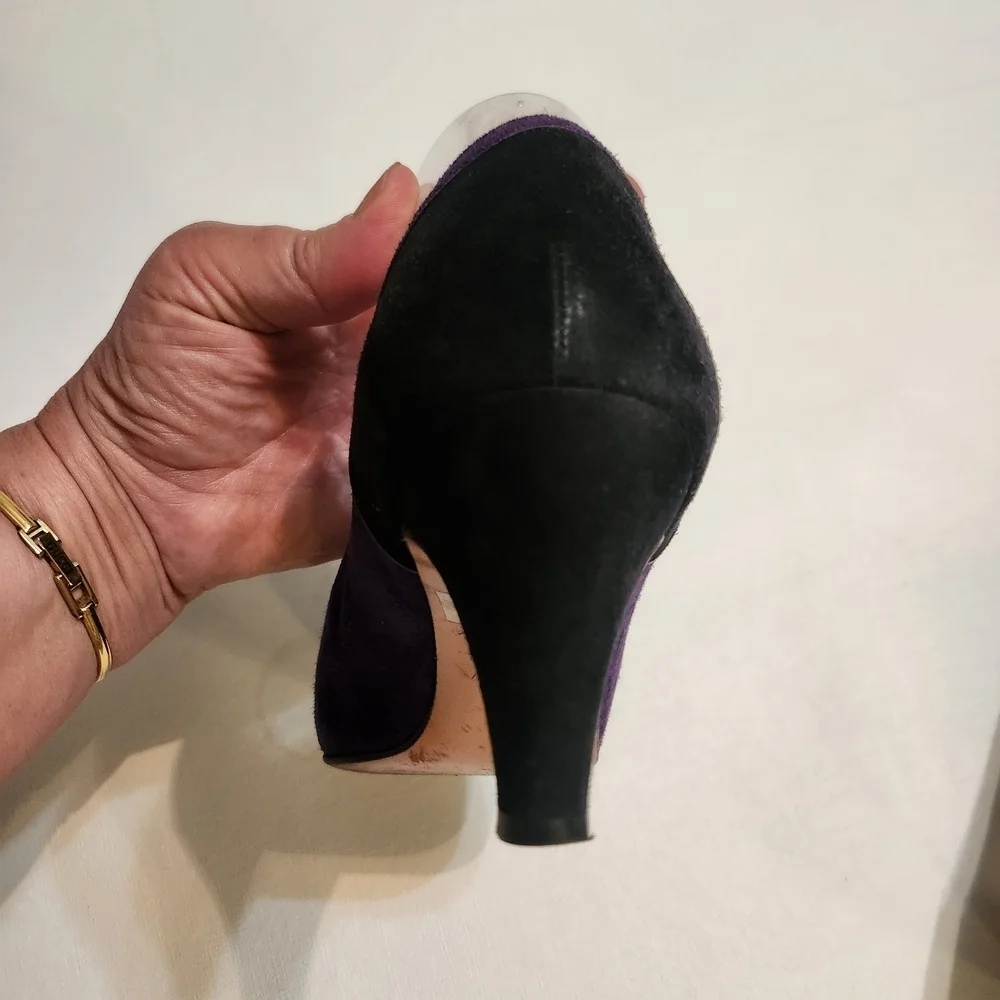 Vintage Salvatore Ferragamo Luxury Purple and Black Heels 9 AA